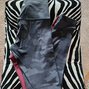 LULU Align camo size 4